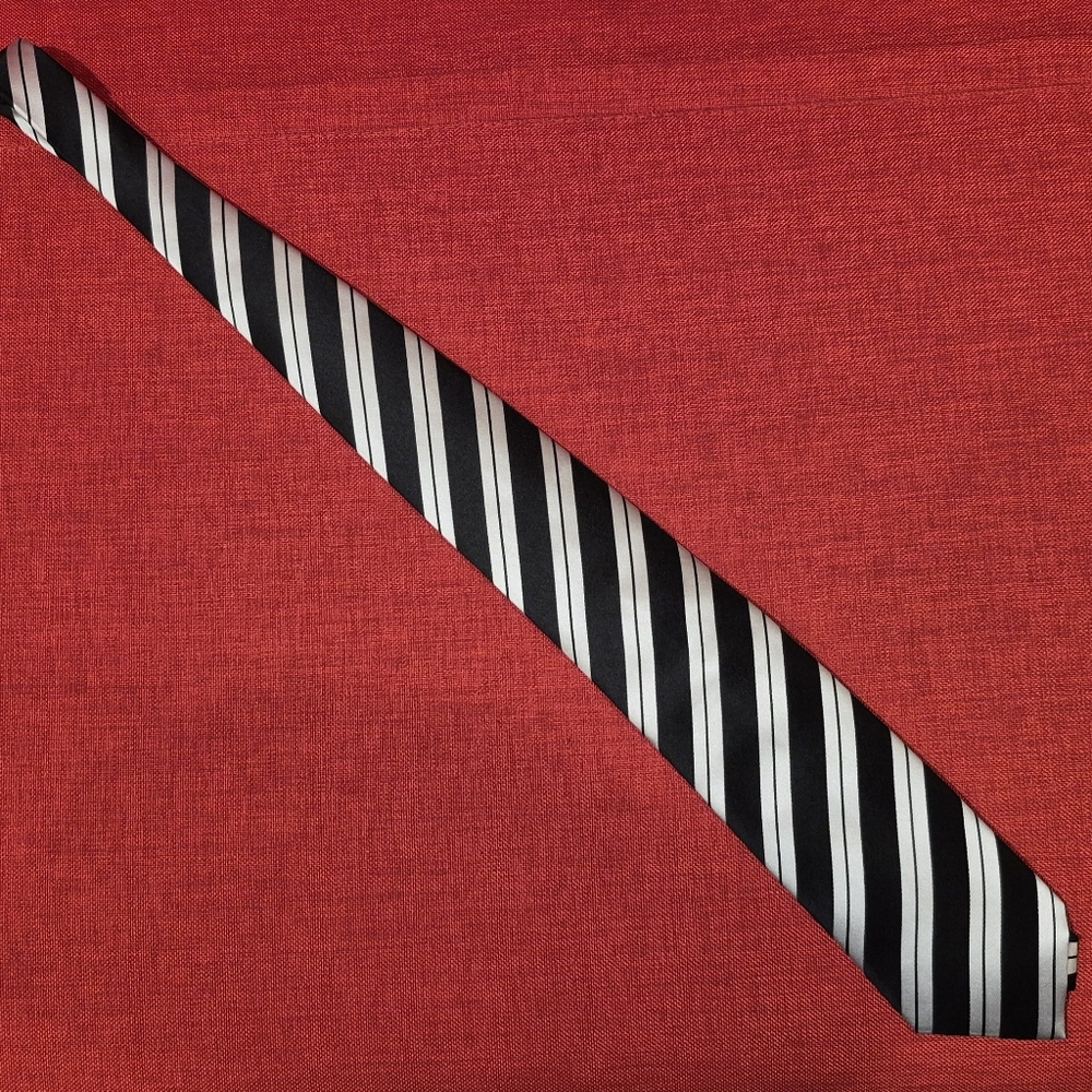 Le Chateau Black and White Striped Tie